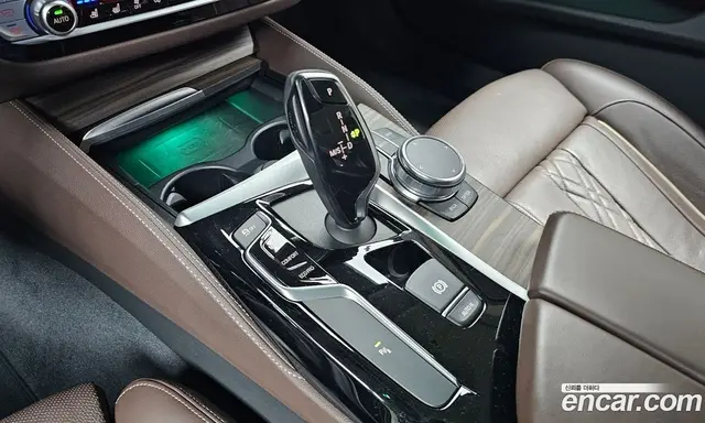 BMW 5 серия 2019 2.0 автомат (гидро), миниатюра 9