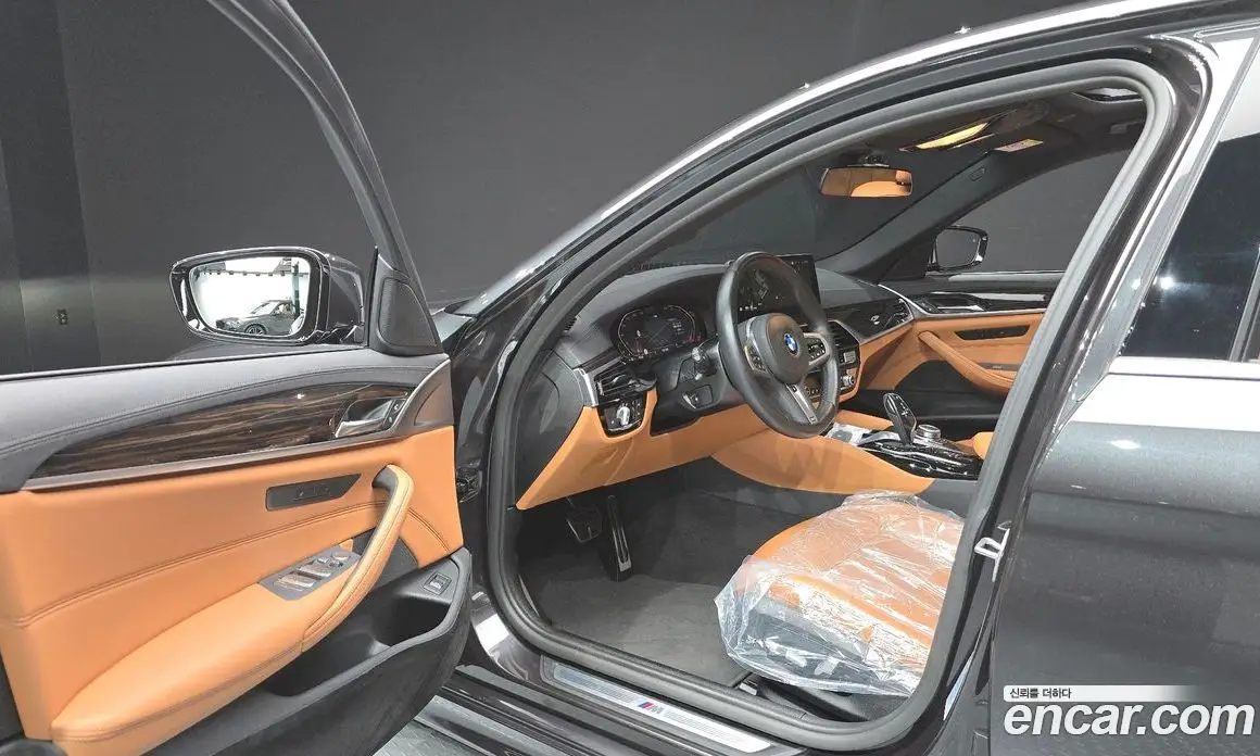 BMW 5 серия 2022 2.0 автомат (гидро), фото 13