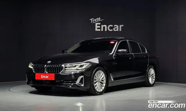 BMW 5 серия, 2023, 12 732 км