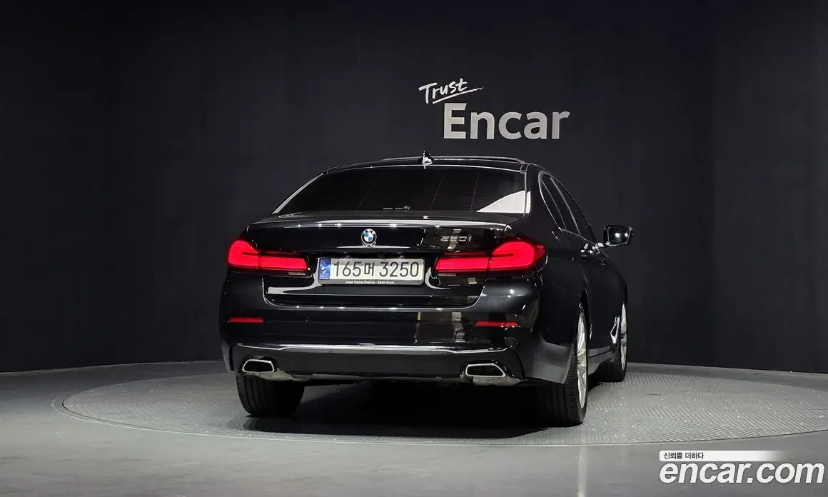 BMW 5 серия 2023 2.0 автомат (гидро), фото 4