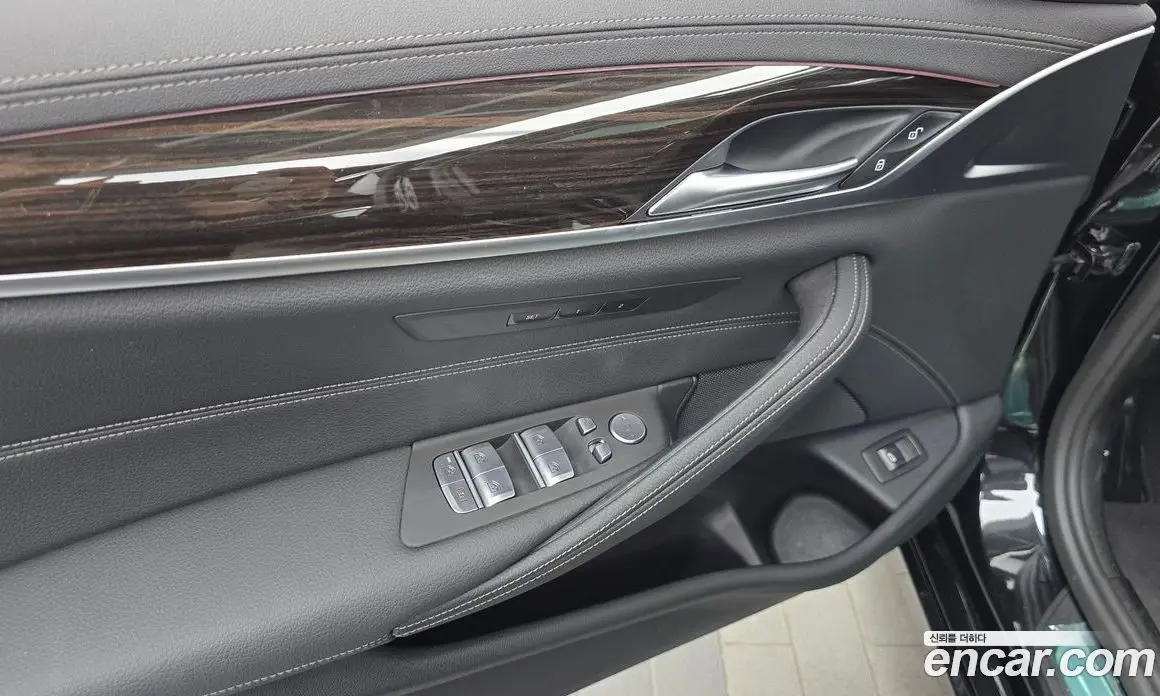 BMW 5 серия 2023 2.0 автомат (гидро), фото 31
