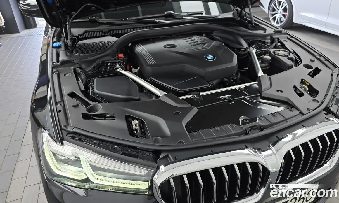 BMW 5 серия 2023 2.0 автомат (гидро), фото 6