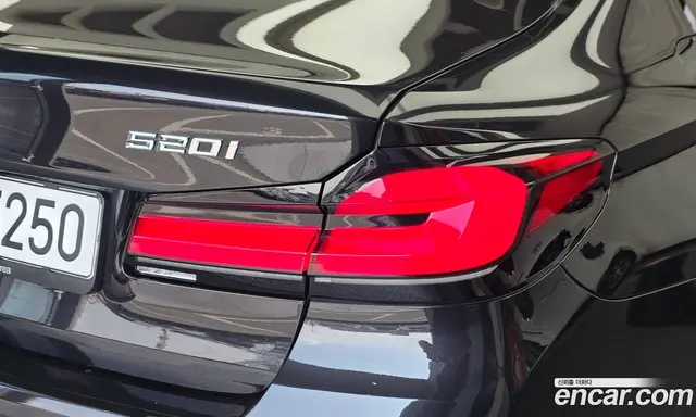 BMW 5 серия 2023 2.0 автомат (гидро), миниатюра 9