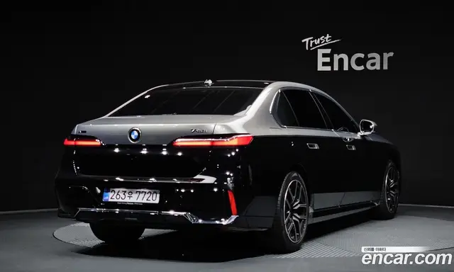 BMW 7 серия 2025 3.0 автомат (гидро), миниатюра 2