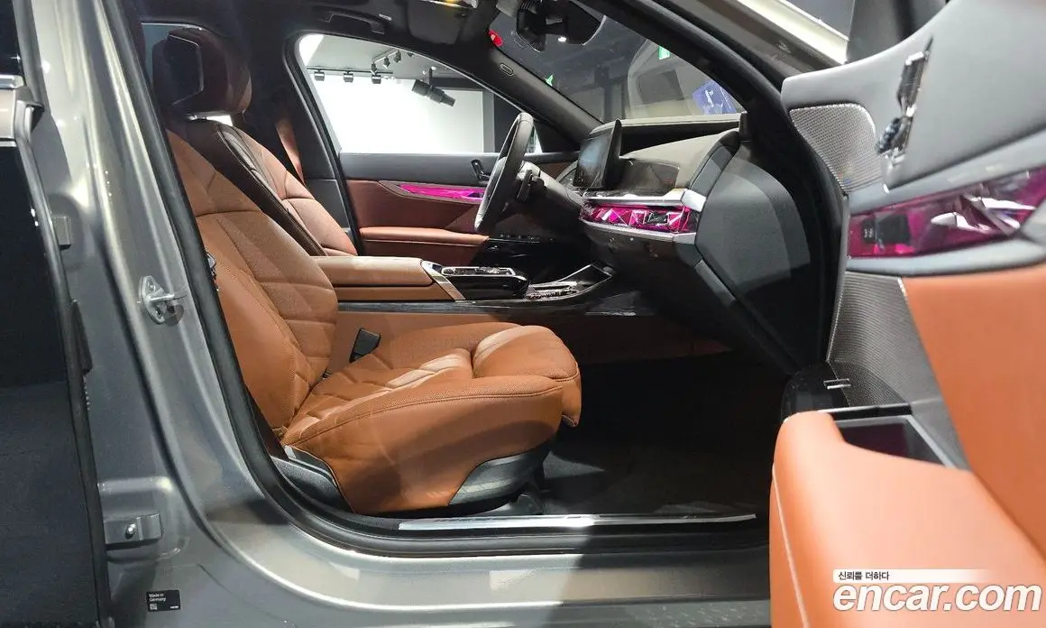 BMW 7 серия 2025 3.0 автомат (гидро), фото 16