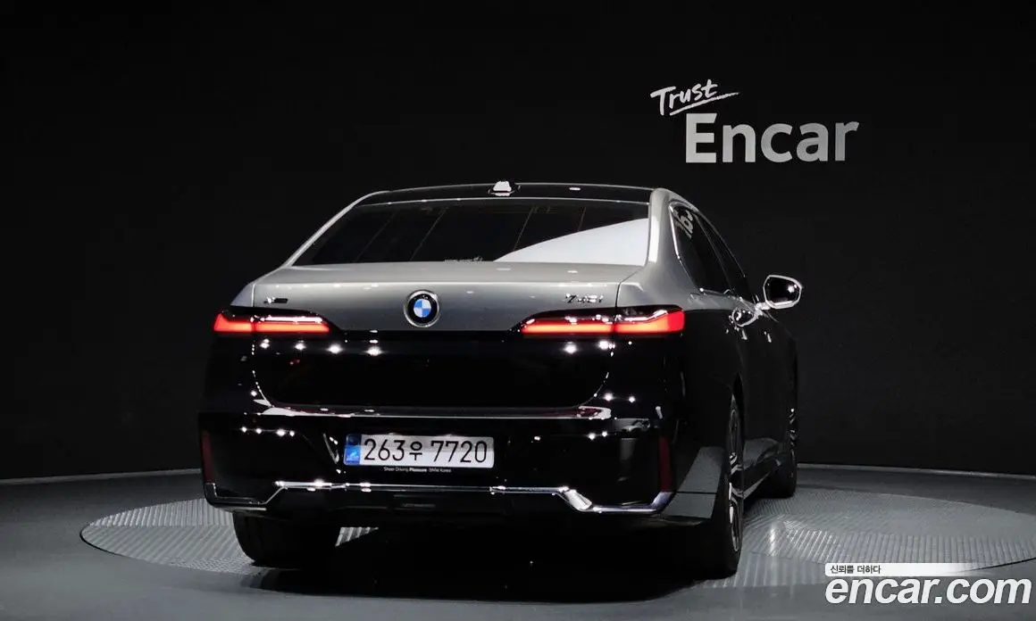 BMW 7 серия 2025 3.0 автомат (гидро), фото 4