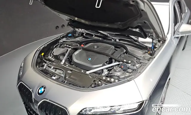 BMW 7 серия 2025 3.0 автомат (гидро), миниатюра 6