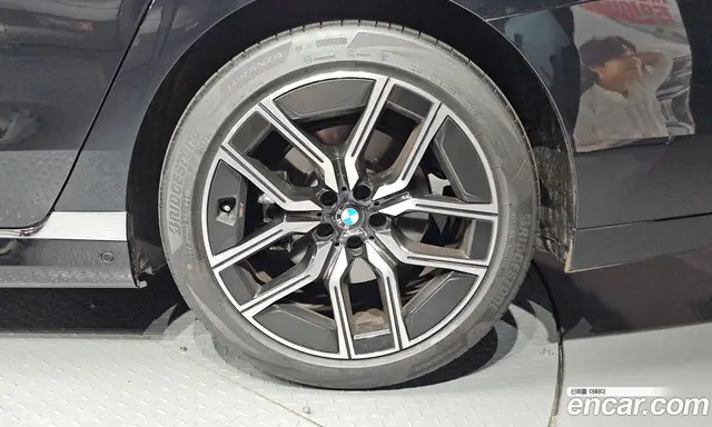 BMW 7 серия 2025 3.0 автомат (гидро), миниатюра 7