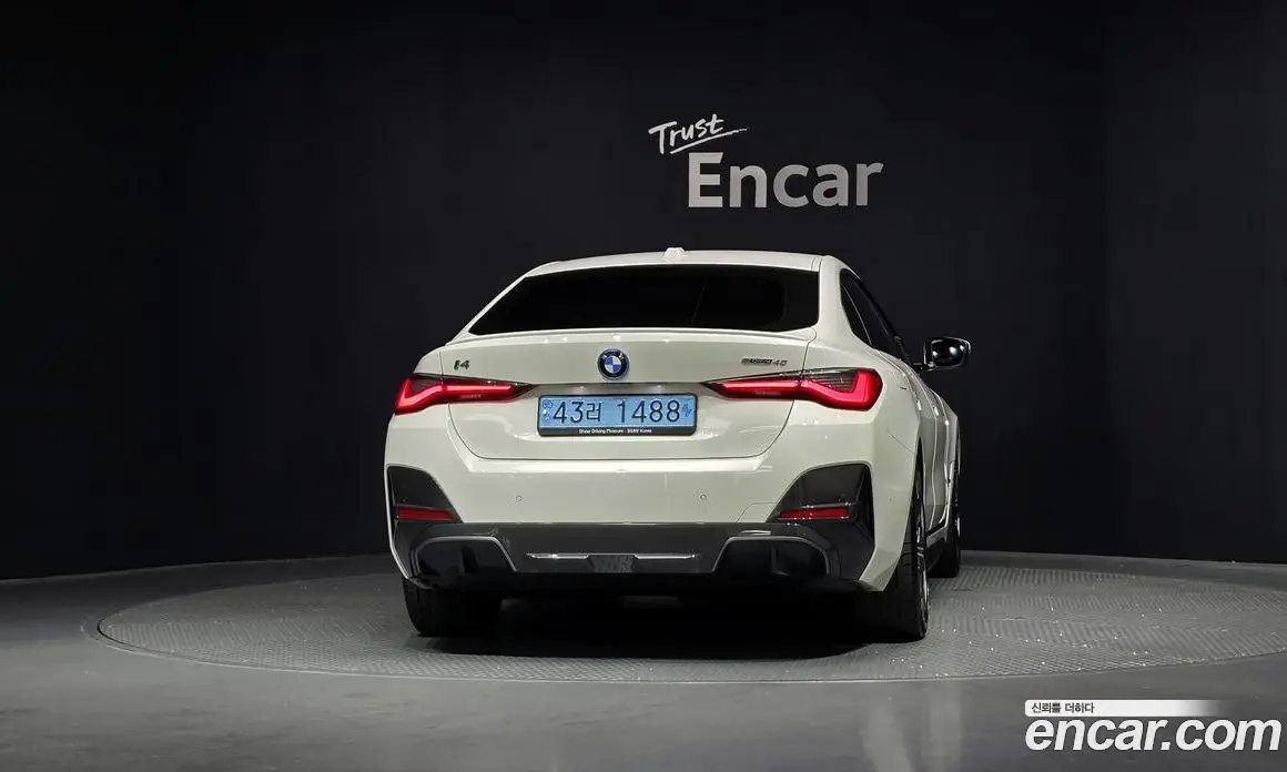 BMW i4 2022 0.2 автомат (гидро), фото 4