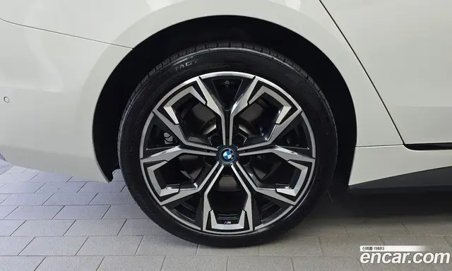 BMW i4 2022 0.2 автомат (гидро), миниатюра 5