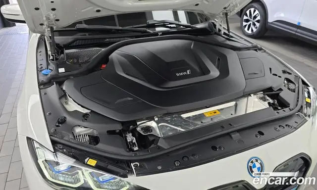 BMW i4 2022 0.2 автомат (гидро), миниатюра 6