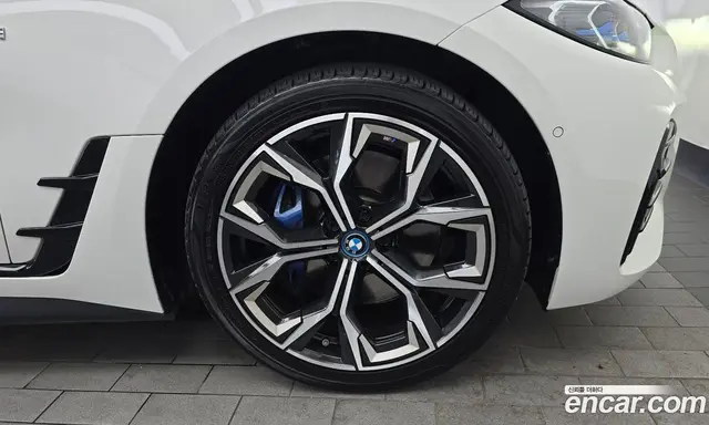 BMW i4 2022 0.2 автомат (гидро), миниатюра 7