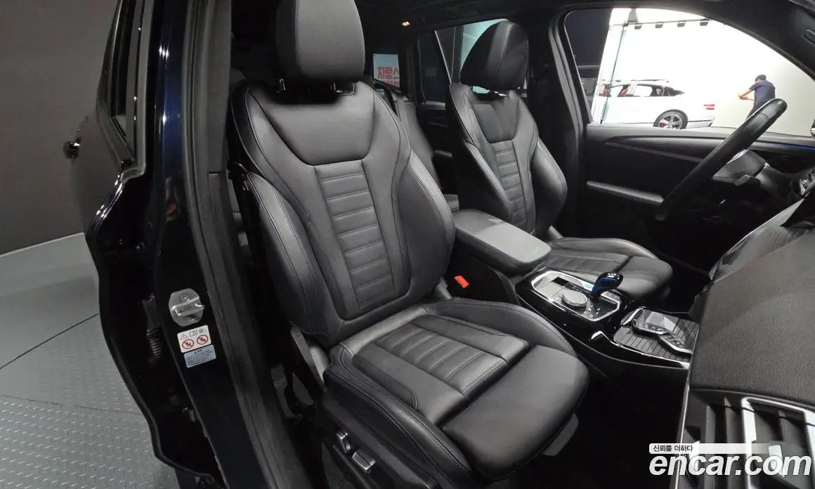 BMW iX3 2022 0.1 автомат (гидро), фото 17