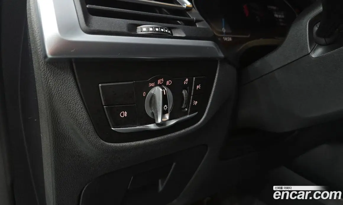 BMW iX3 2022 0.1 автомат (гидро), фото 24