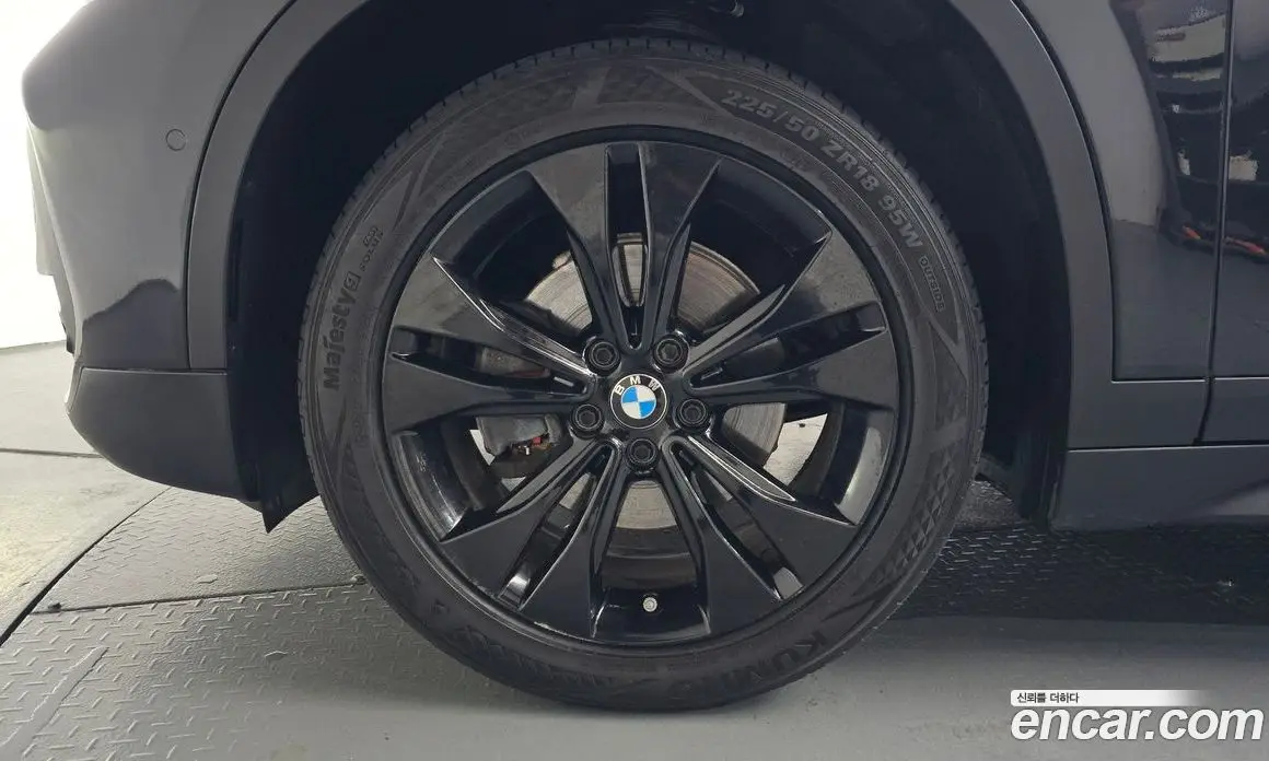 BMW X1 2020 2.0 автомат (гидро), фото 5