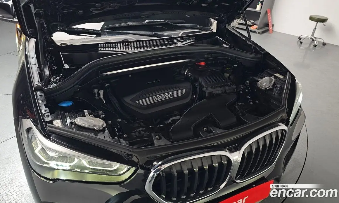 BMW X1 2020 2.0 автомат (гидро), фото 6