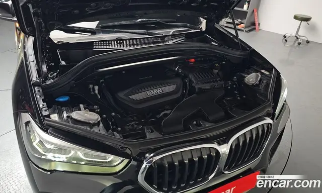 BMW X1 2020 2.0 автомат (гидро), миниатюра 6
