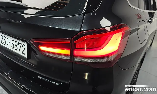 BMW X1 2020 2.0 автомат (гидро), миниатюра 9