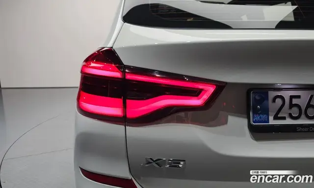 BMW X3 2021 2.0 автомат (гидро), миниатюра 8