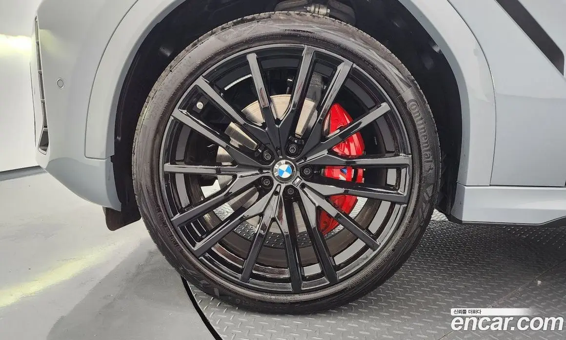 BMW X6 2025 3.0 автомат (гидро), фото 5