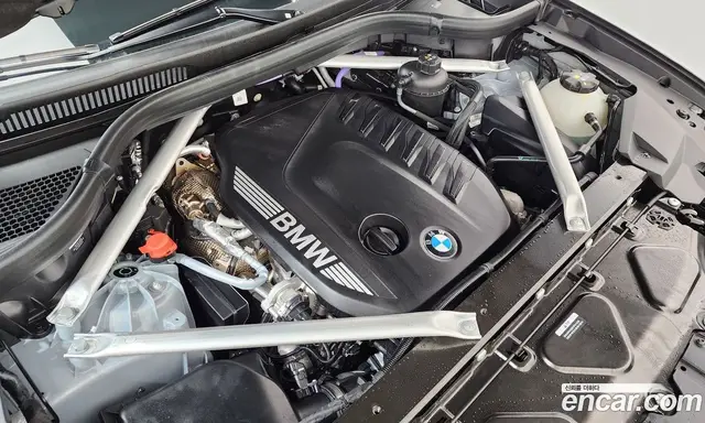BMW X6 2025 3.0 автомат (гидро), миниатюра 6