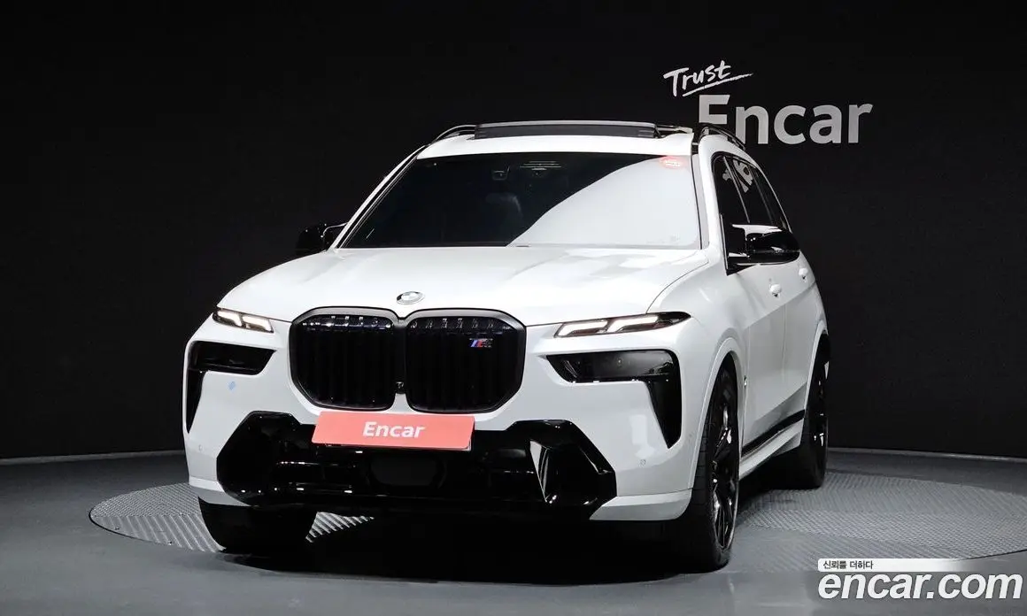 BMW X7 2025 4.4 автомат (гидро), фото 3