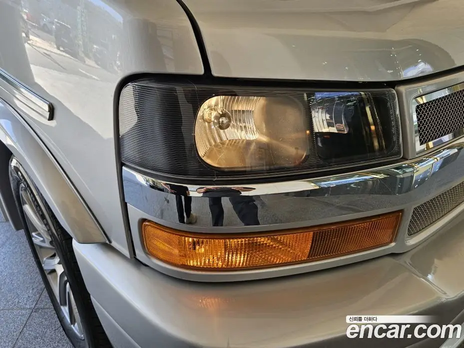 Chevrolet Express Van 2019 6.0 автомат (гидро), фото 13