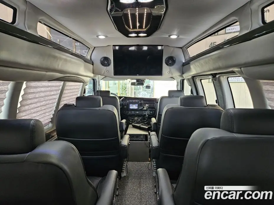 Chevrolet Express Van 2019 6.0 автомат (гидро), фото 15