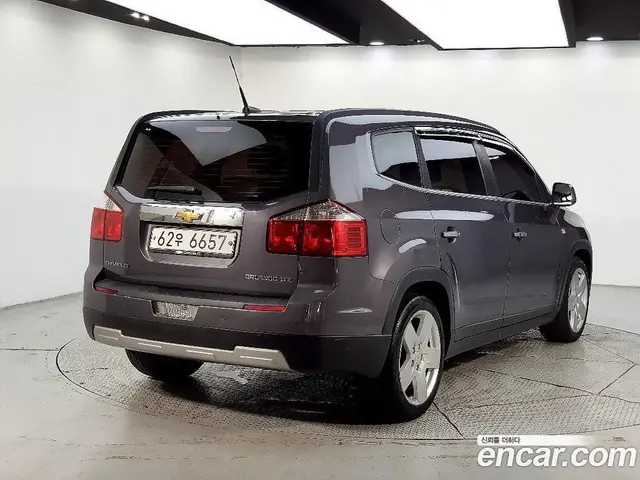Chevrolet Orlando 2011 2.0 автомат (гидро), миниатюра 4