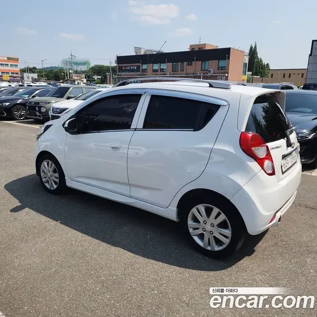 Chevrolet Spark 2014 1.0 автомат (гидро), миниатюра 3