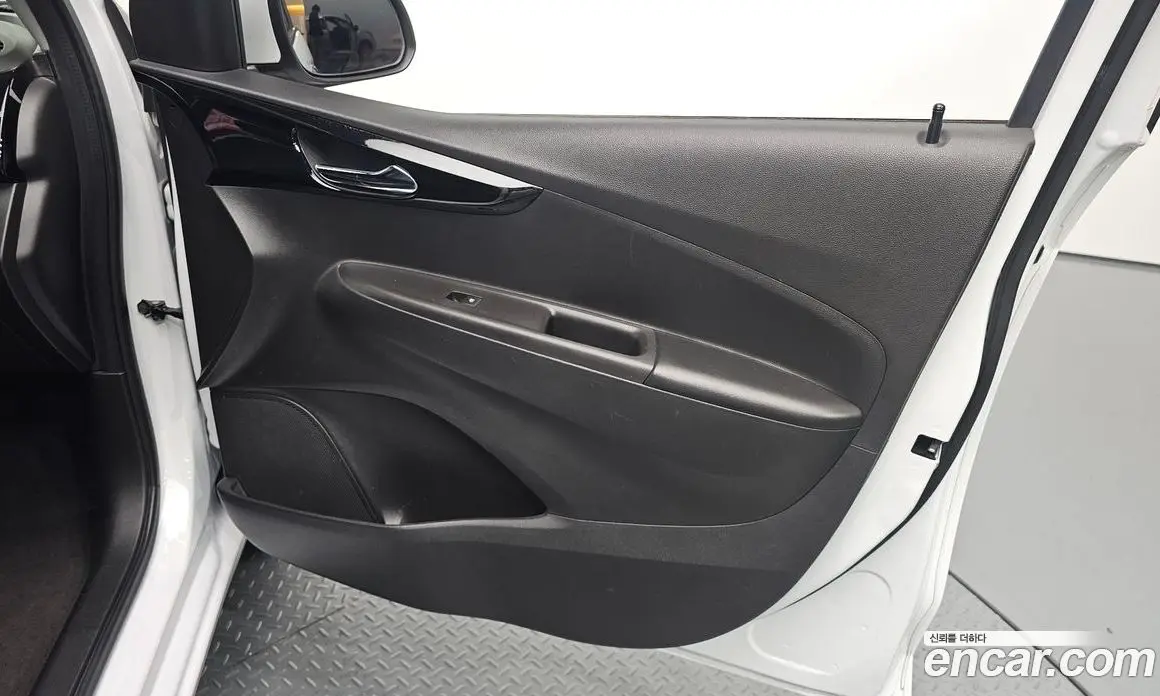 Chevrolet Spark 2017 1.0 автомат (гидро), фото 28