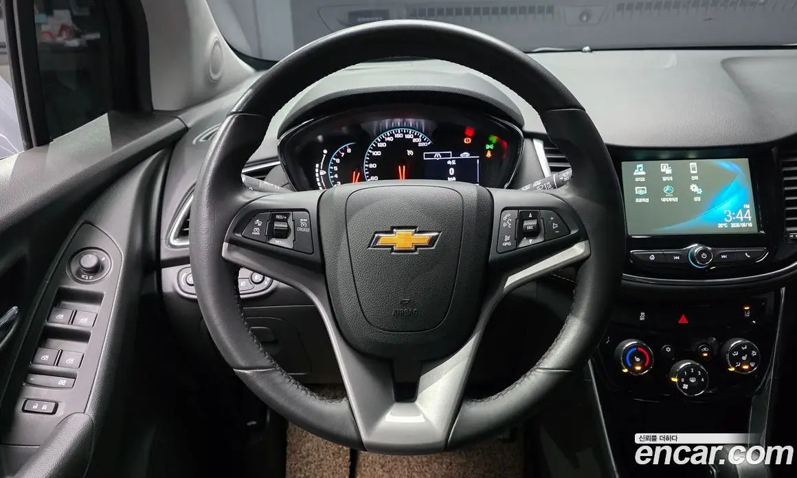 Chevrolet Trax 2019 1.4 автомат (гидро), фото 13