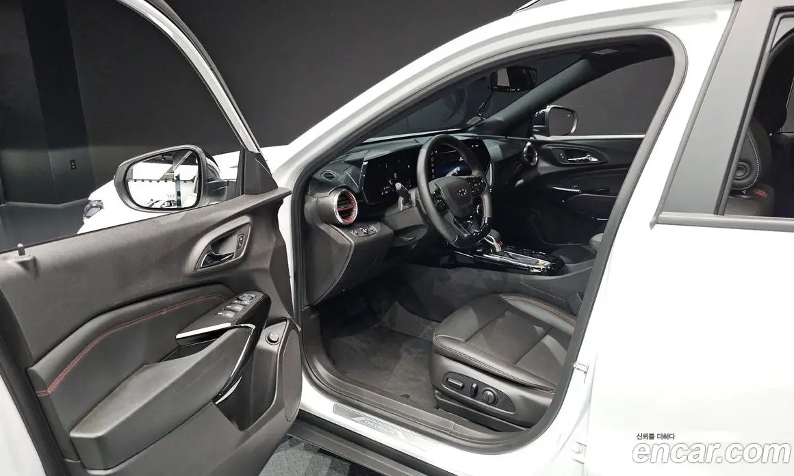 Chevrolet Trax 2024 1.2 автомат (гидро), фото 13
