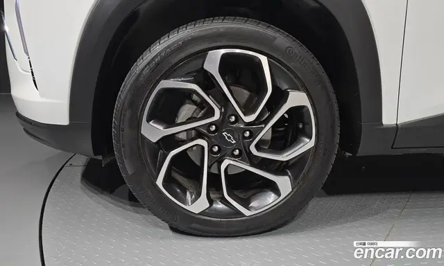 Chevrolet Trax 2024 1.2 автомат (гидро), миниатюра 5