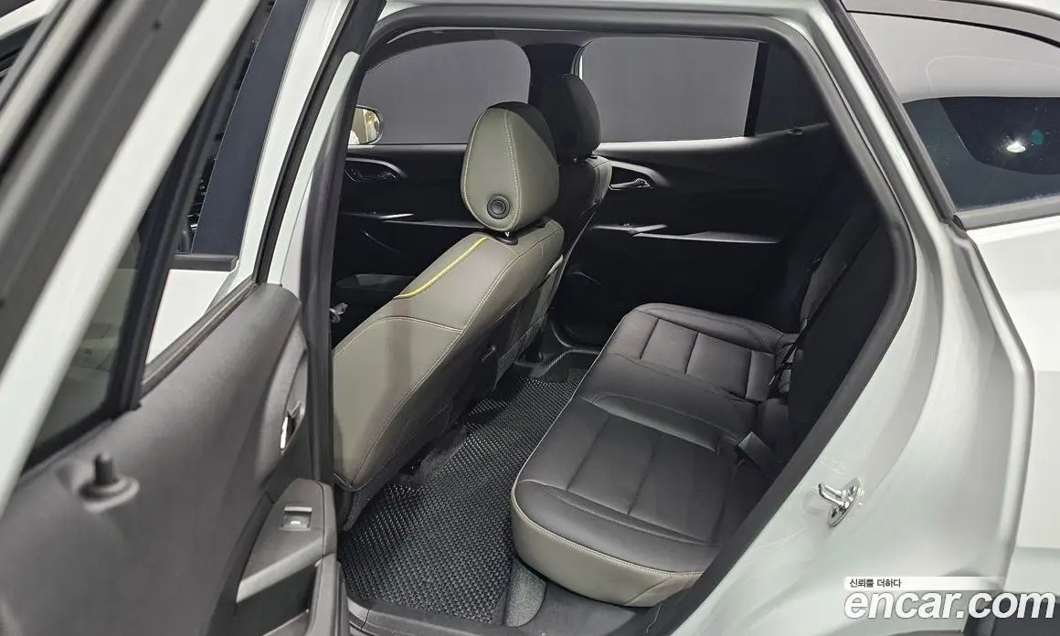 Chevrolet Trax 2025 1.2 автомат (гидро), фото 18