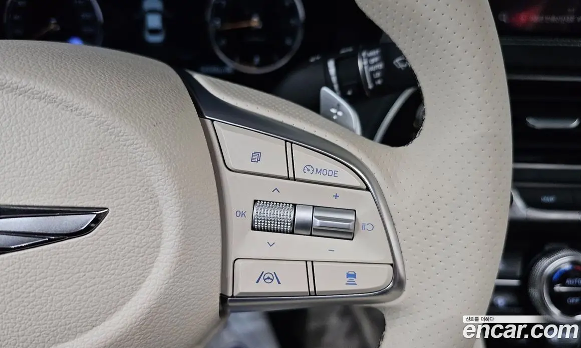 Genesis G70 2022 2.0 автомат (гидро), фото 21