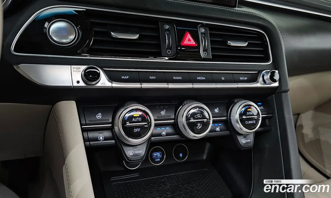 Genesis G70 2022 2.0 автомат (гидро), фото 23