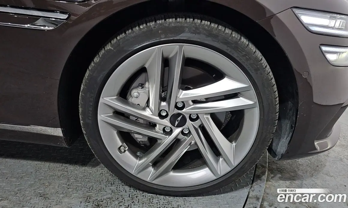 Genesis G80 2025 2.5 автомат (гидро), фото 5
