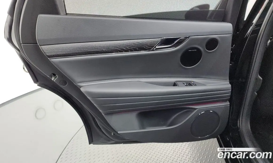 Genesis G80 2025 2.5 автомат (гидро), фото 15
