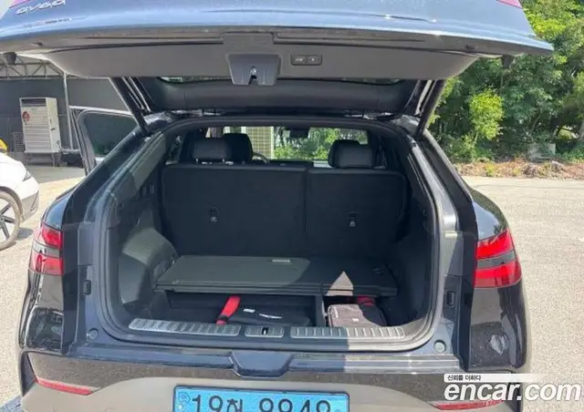Genesis GV60 2024 0.1 автомат (гидро), миниатюра 9
