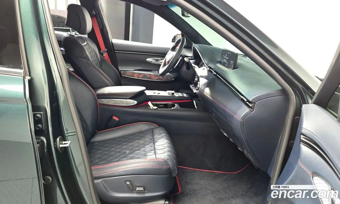 Genesis GV70 2021 2.5 автомат (гидро), фото 16