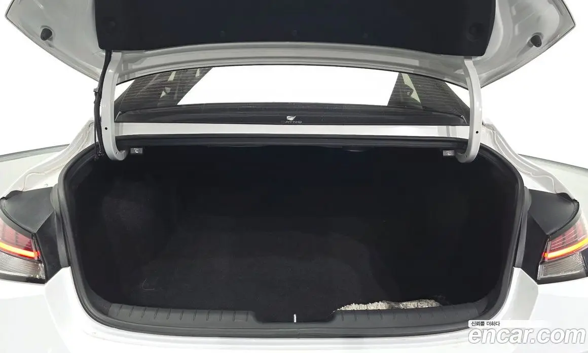 Hyundai Avante 2021 1.6 автомат (гидро), фото 26