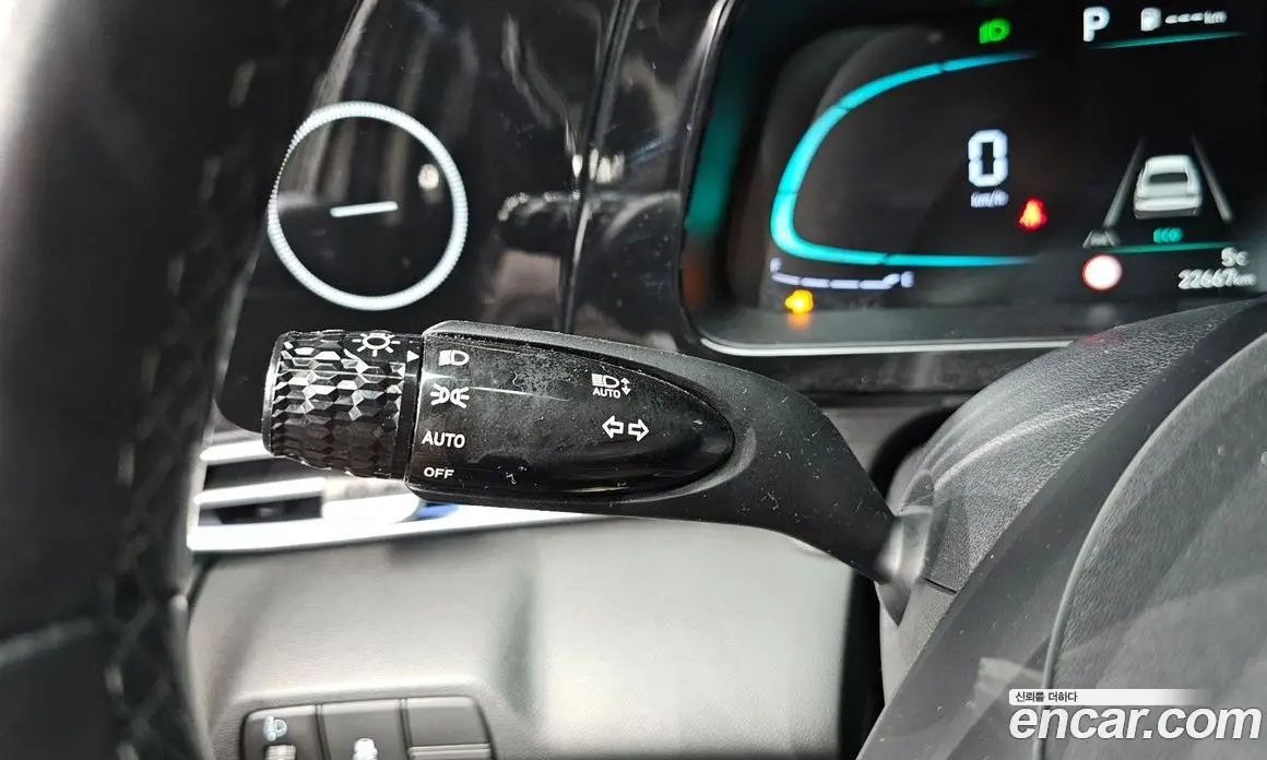 Hyundai Avante 2023 1.6 автомат (гидро), фото 14