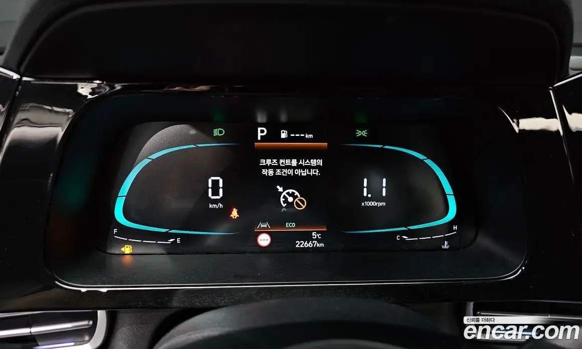 Hyundai Avante 2023 1.6 автомат (гидро), фото 8
