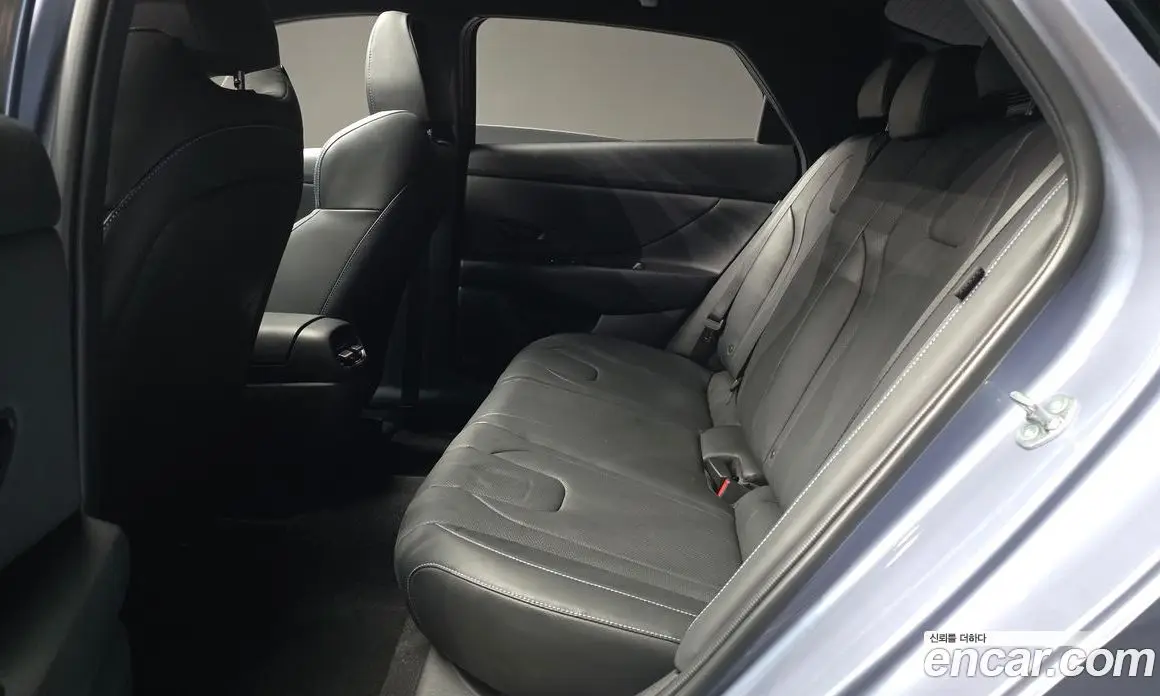 Hyundai Avante 2024 2.0 автомат (гидро), фото 16