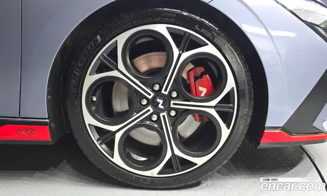 Hyundai Avante 2024 2.0 автомат (гидро), миниатюра 5