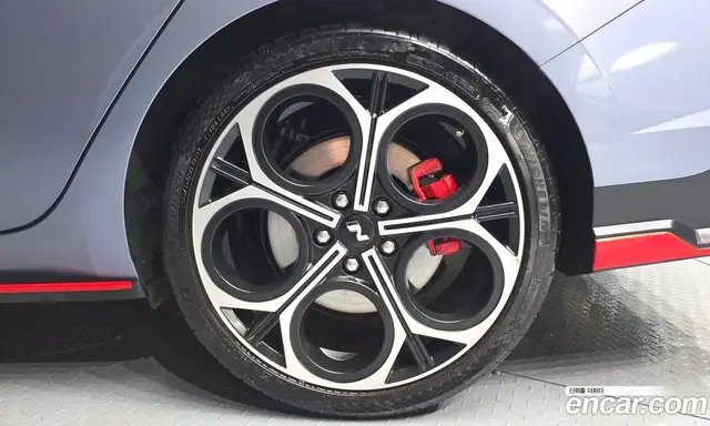 Hyundai Avante 2024 2.0 автомат (гидро), миниатюра 7