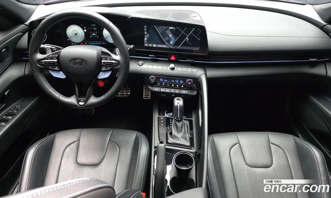 Hyundai Avante 2024 2.0 автомат (гидро), фото 10