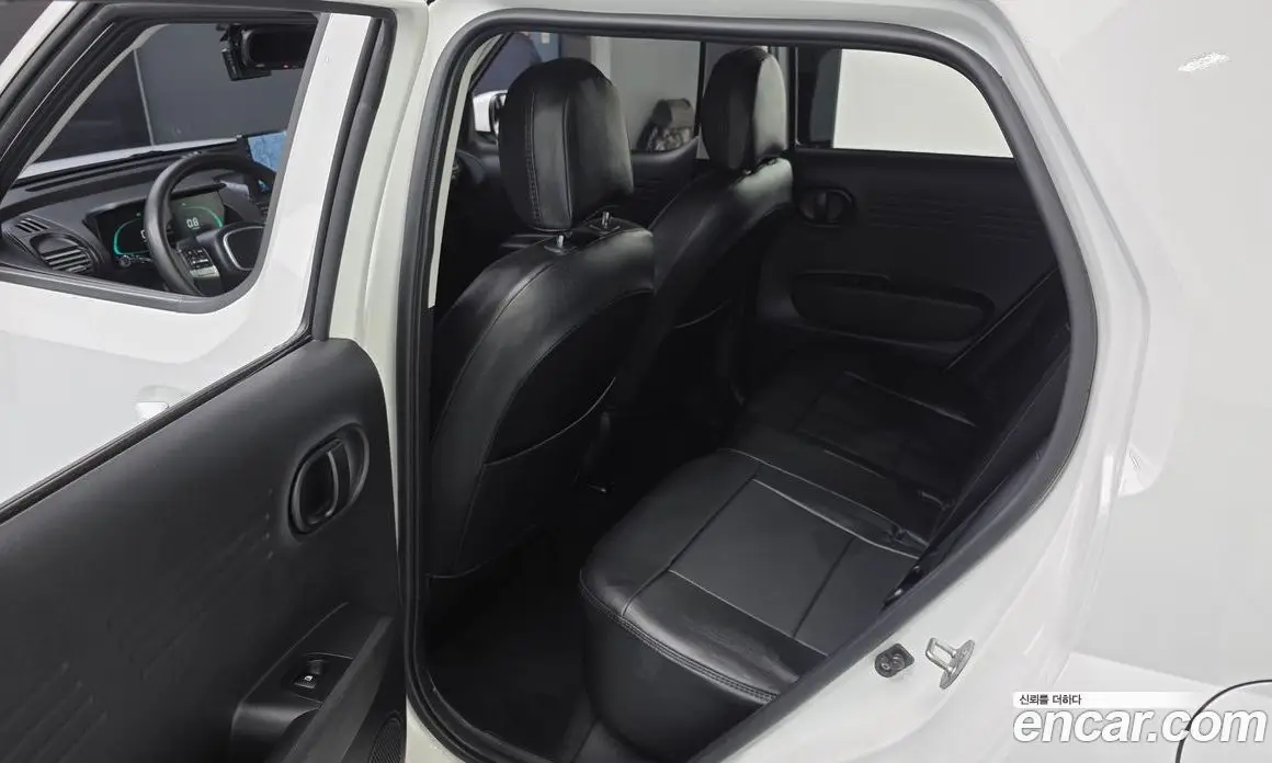 Hyundai Casper 2023 1.0 автомат (гидро), фото 17