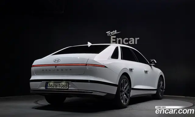 Hyundai Grandeur 2024 2.5 автомат (гидро), миниатюра 2
